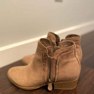 MIA suede tan ankle booties